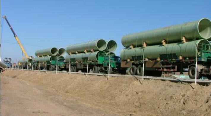 玻璃鋼夾沙管道現(xiàn)場(chǎng)施工實(shí)景